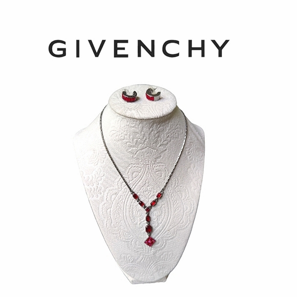 Givenchy | Pink rhinestone lariat and earrings set. - Picture 4 of 6